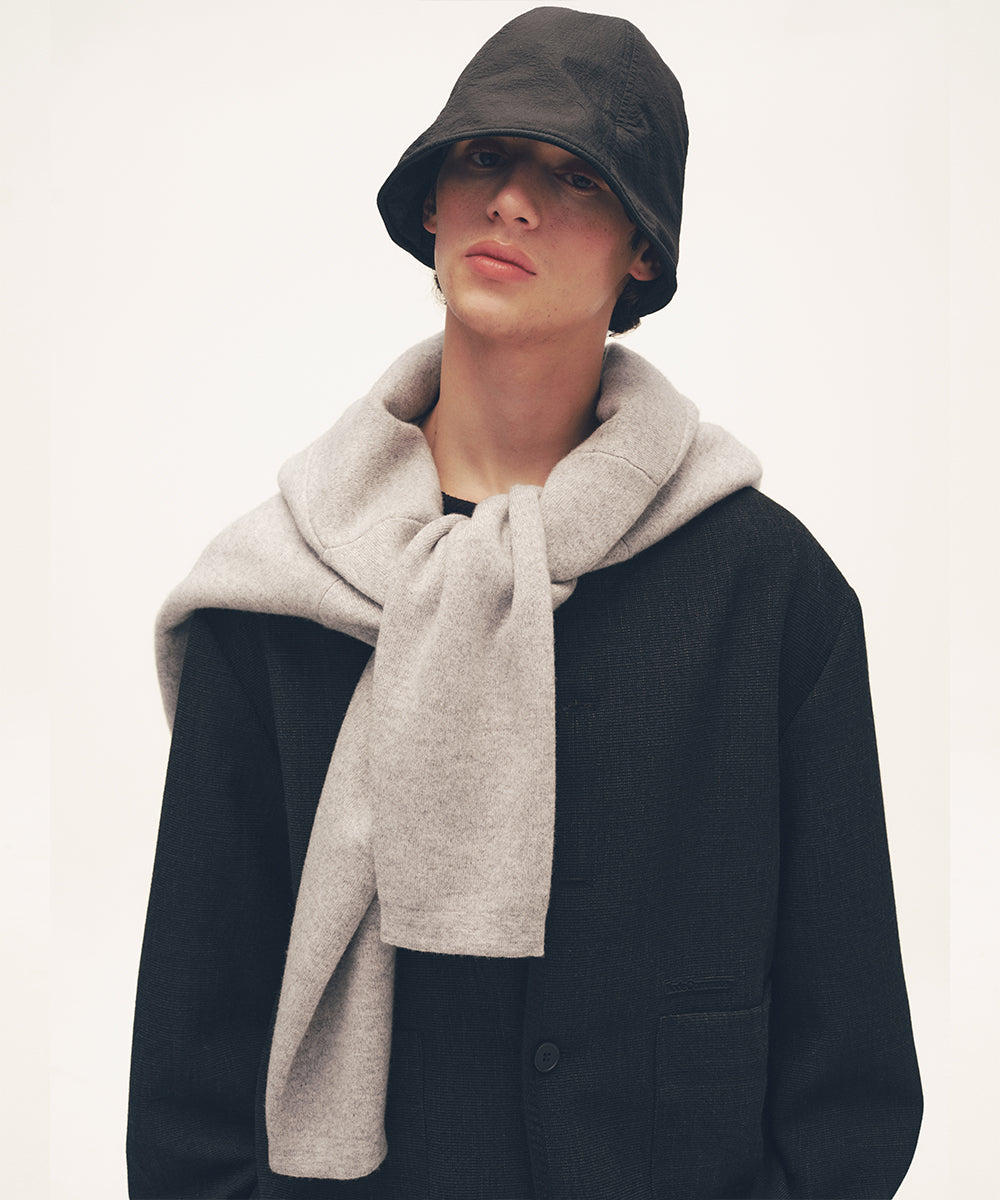 COLLARLESS JACKET