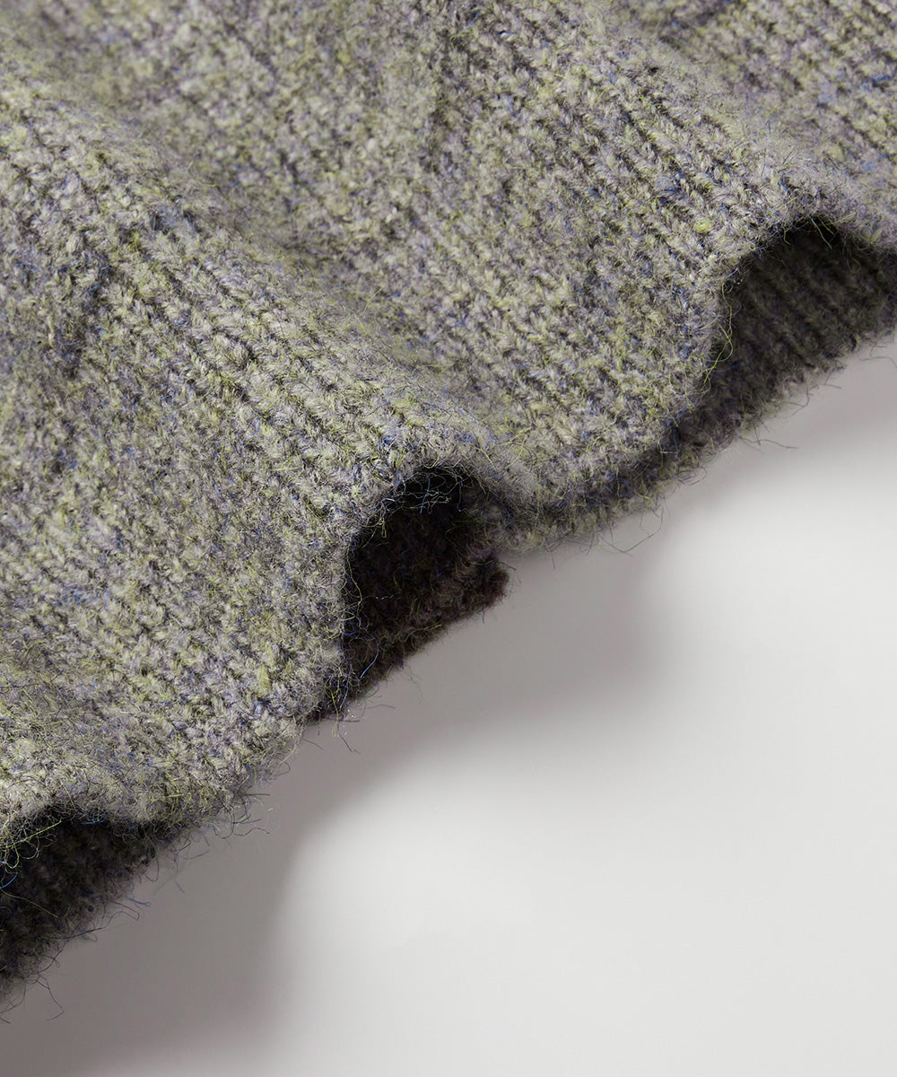 V-NECK LIGHTWEIGHT CARDIGAN