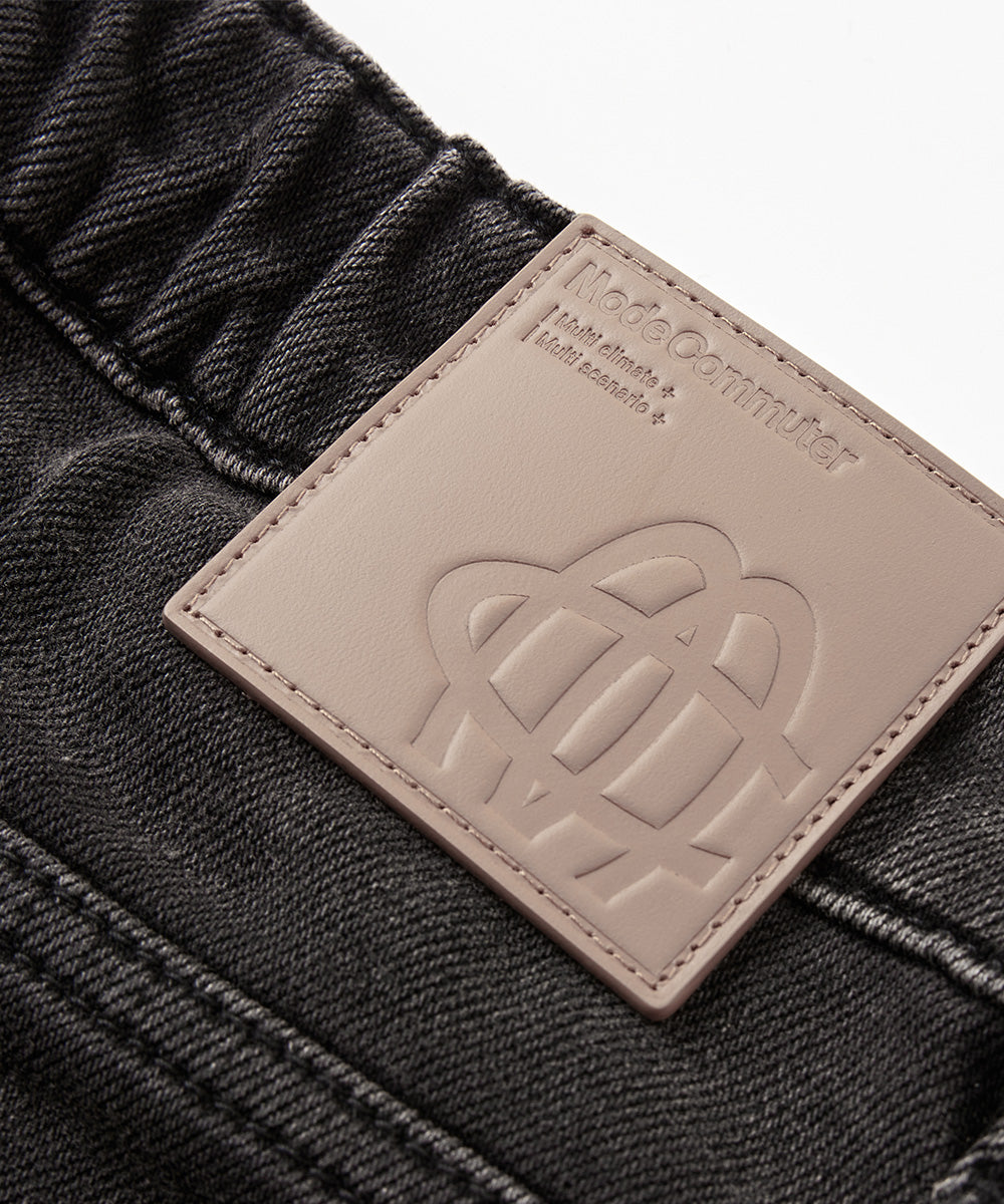 STRAIGHT-LEG DENIM PANTS