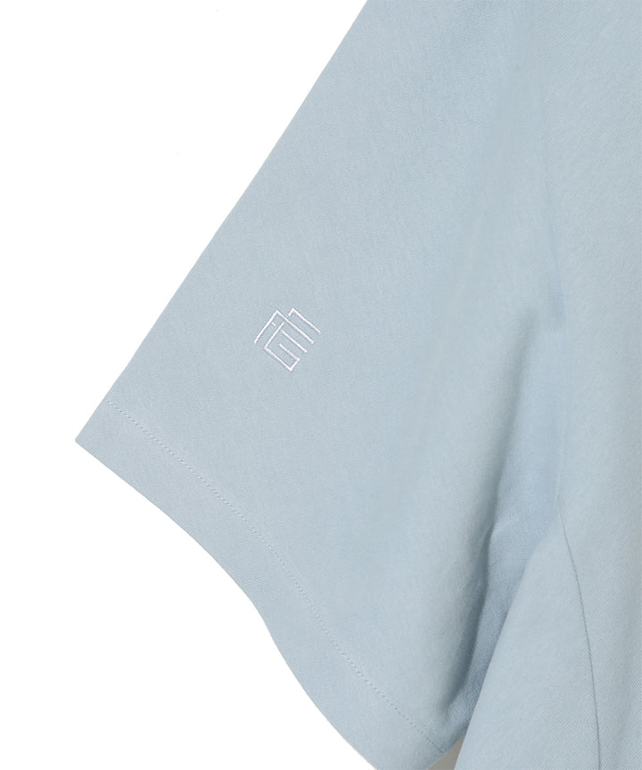 3D PATTERN TEE