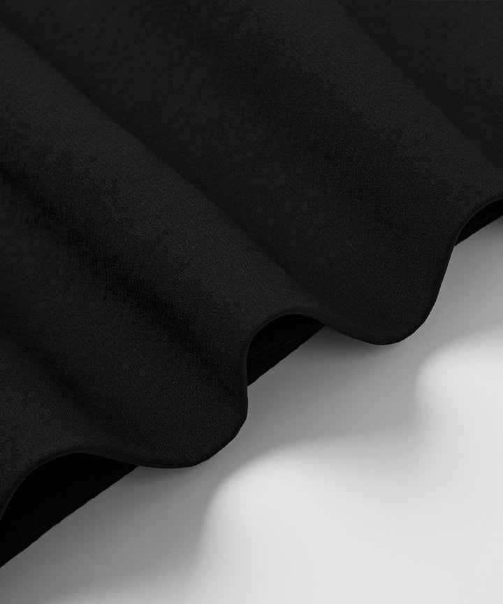 Minimal Single-Breasted Jacket
