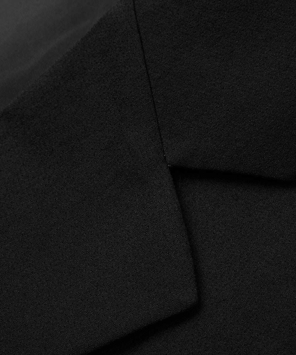 Minimal Single-Breasted Jacket