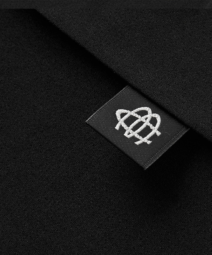 Minimal Single-Breasted Jacket