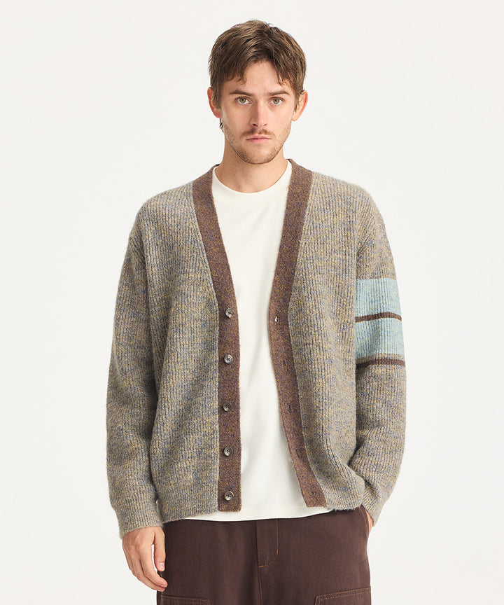 V-NECK LIGHTWEIGHT CARDIGAN