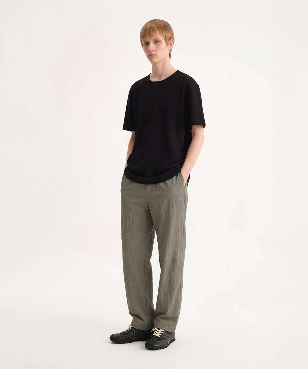 Crinkle-Finish Woven Straight Trousers