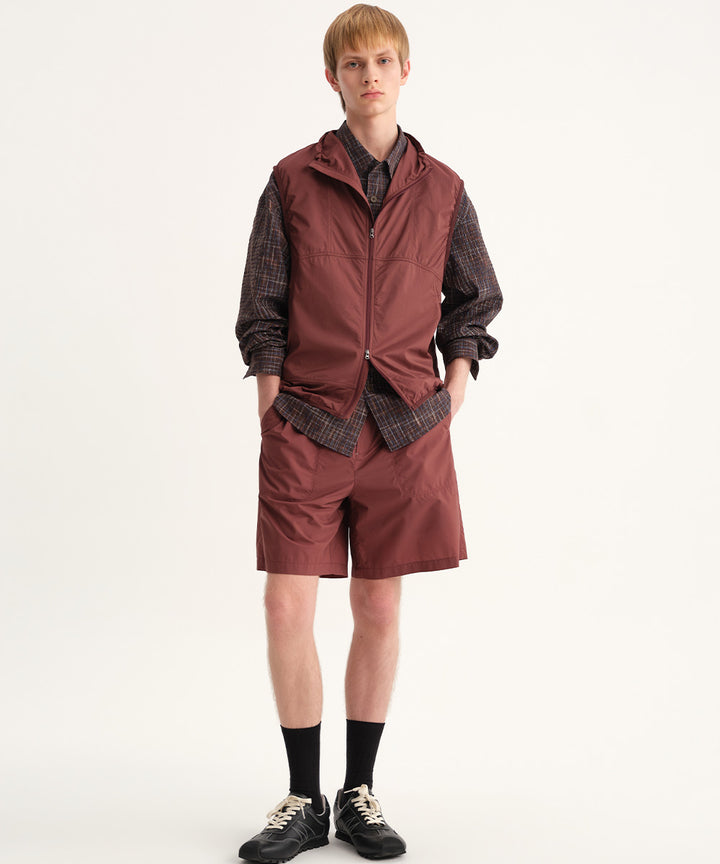 モデル：身長 182cm,体重 62kg,着用サイズ L